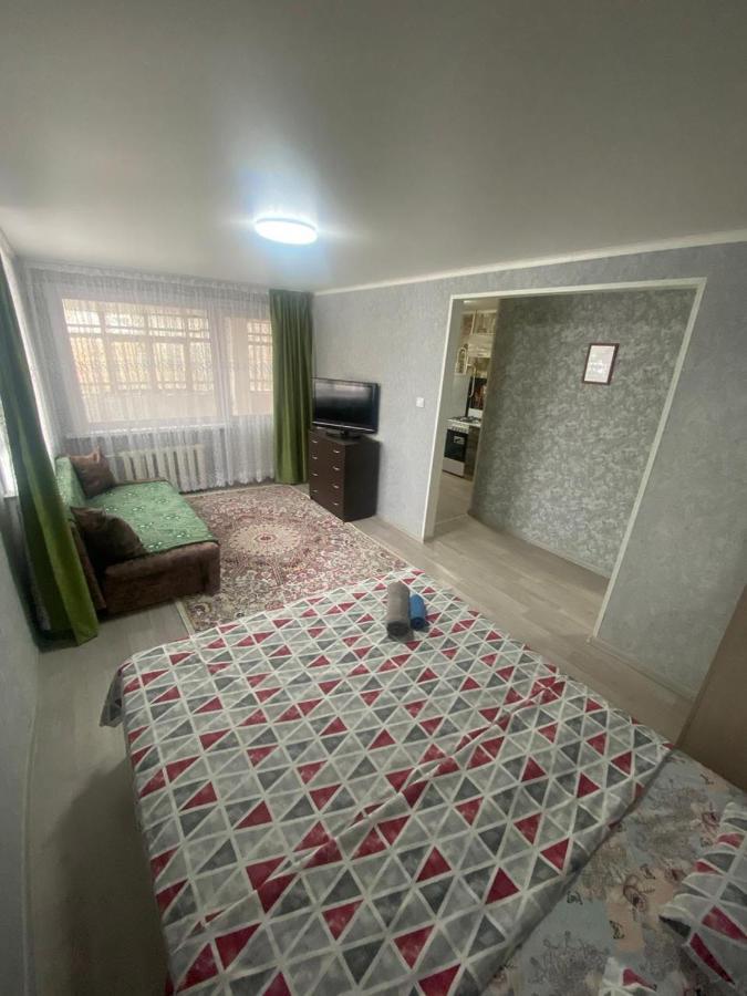 Apartamento Palitra Petropavlovsk Exterior foto